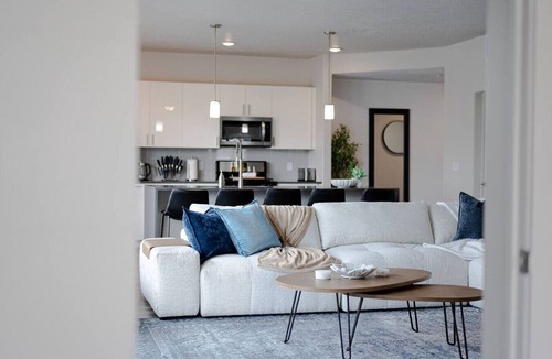 Rio Grande Apartment | Convention Ctr! Spacious 2BR/2BA-Spa,Pool,Gym,Pkg