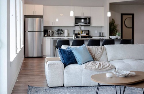 Rio Grande Apartment | Convention Ctr! Spacious 2BR/2BA-Spa,Pool,Gym,Pkg