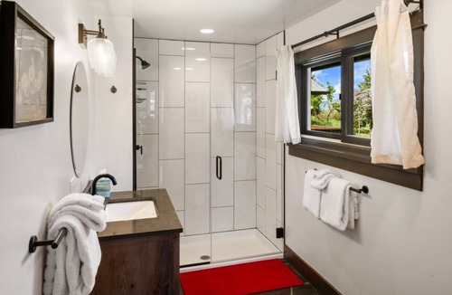 Livingston House | Copper Rose Ranch