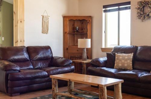 Fish Haven House | Country Bear Cabin at Bear Lake