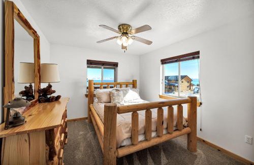 Fish Haven House | Country Bear Cabin at Bear Lake
