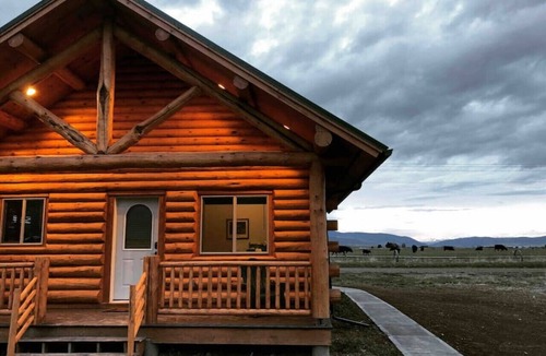 Pray Cabin | ★Country Cabin 2★ Relaxing Escape 5 mins to Chico