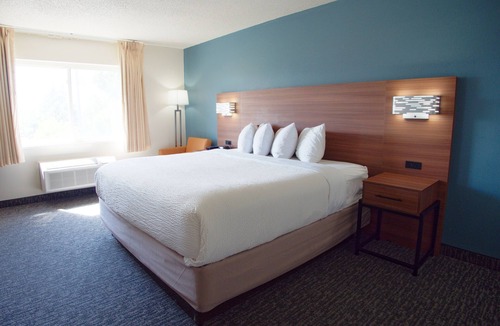 Coeur d'Alene Hotel | Country Inn & Suites, Coeur D'Alene
