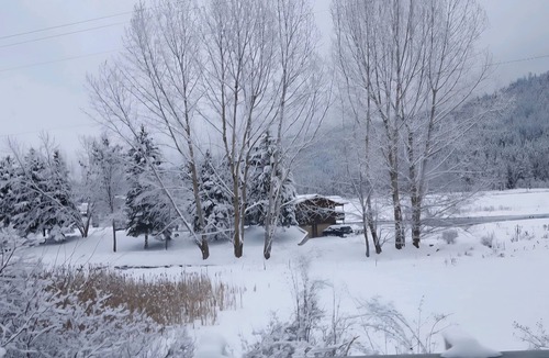 Colville House | Country Living 6 miles from Colville, easy access, on a beautiful large pond!