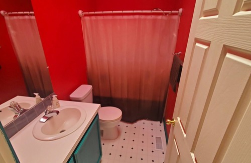 Adna House | Country, Mountains, Ocean, Oh My! Pet Friendly!