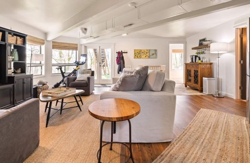 Corvallis House | Country Quiet City Convenience, Brand new space-everything's new! Keyless Entry.