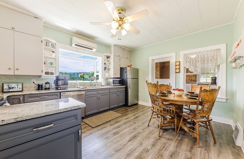 Medford House | Country Retreat and Event Venue minutes from Historic Jacksonville