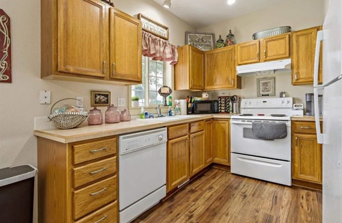 Gem County Apartment | Country retreat which offers calm & privacy that is hard to find
