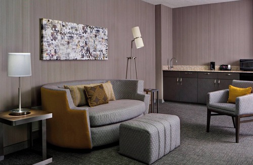 Downtown Hotel | Courtyard by Marriott Downtown Grand Rapids
