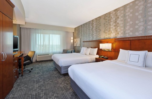 La Vista Hotel | Courtyard by Marriott Omaha La Vista