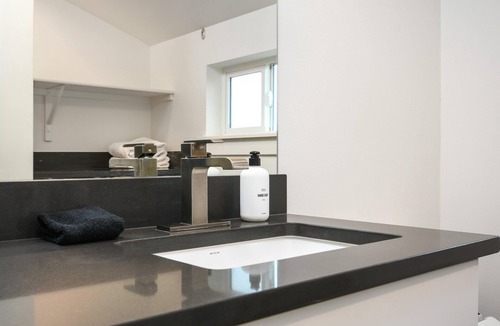 Five Corners House | 'Couve Guesthouse Suite Close to PDX