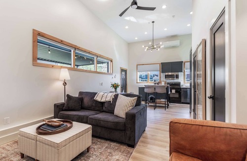 Swan Valley House | Cowboy Den by the Creek