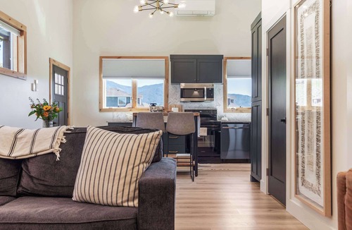 Swan Valley House | Cowboy Den by the Creek