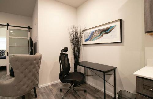 South Tacoma Apartment | Cozy 1-bedroom apartment Top Floor Tacoma