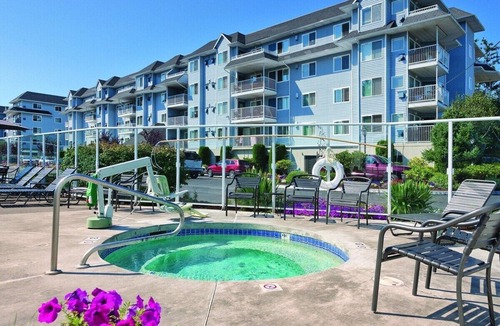 Birch Bay Condo | Cozy 2-bedroom condo with AC in fabulous Birch Bay