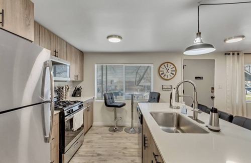 Downtown Salt Lake City Apartment | Cozy 2BR/1BA Downtown SLC stay with fast Wi-Fi & great location