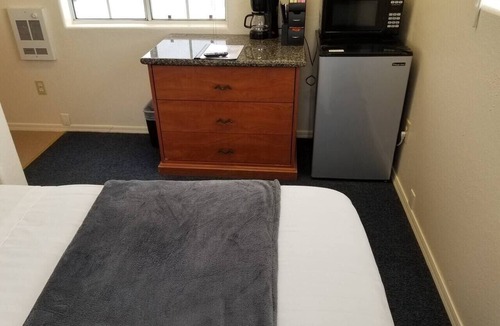 Valle Hotel | Cozy 2BR/2BA Near Grand Canyon: Great Value for 6