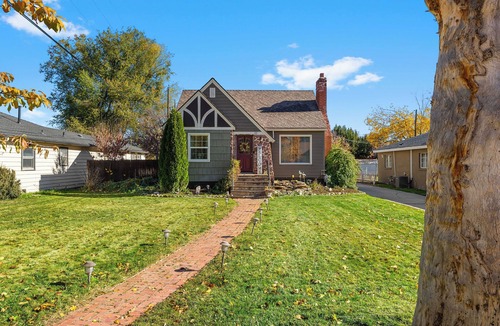 Nampa Cottage | Cozy 3 bedroom Cottage in quiet neighborhood in Nampa
