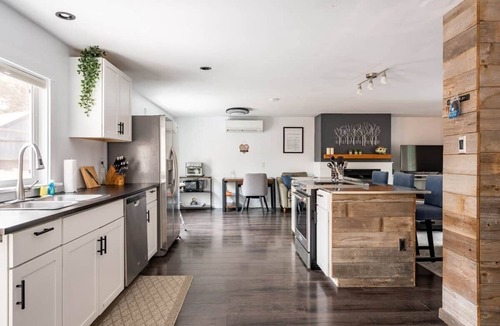 Southern Crossing House | Cozy 3-BR house w/EV charger & trailer parking