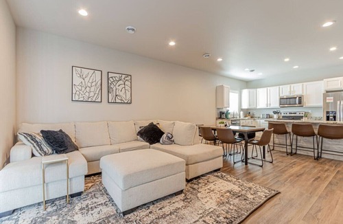Horace House | Cozy 3bd/2ba House in Horace