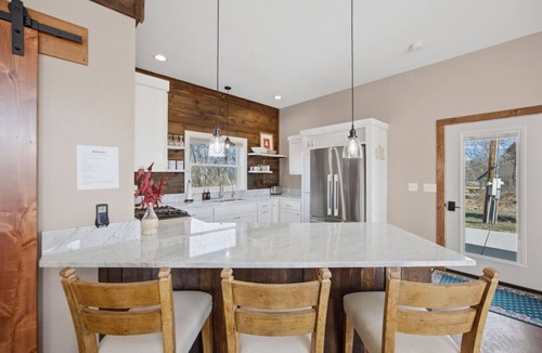 Grantsdale House | Cozy and Quaint Montana Cottage