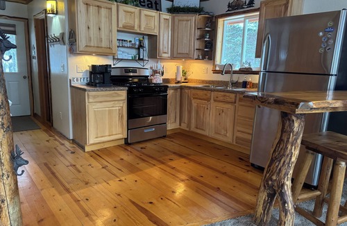 Riggins Hot Springs Cabin | "Cozy Backcountry Cabin Retreat with Rustic Charm" on the Secesh River