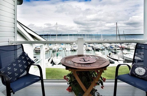 Charlevoix Condo | Cozy Boat House Lake Charlevoix: Amazing View/Pool