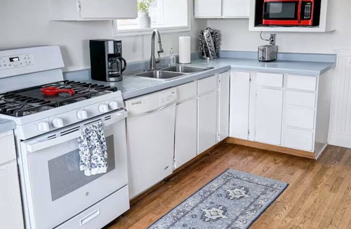 Sugar House House | Cozy Brick Home Near Sugar House Parks!