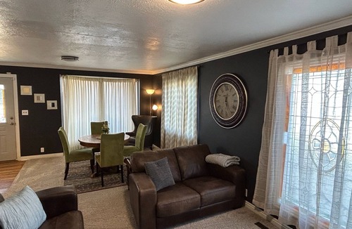 Payson House | Cozy Bungalow in Charming Payson