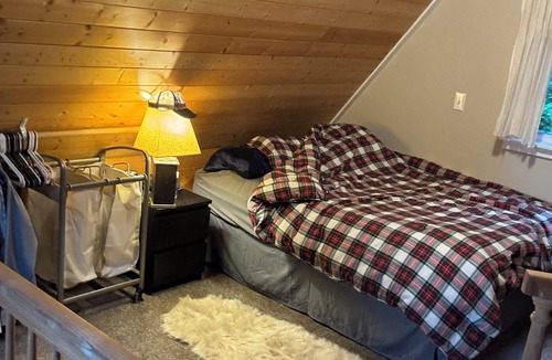 Mount Vernon Other | Cozy Cabin by Lake Cavanough