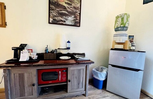 Idleyld Park Cabin | Cozy Cabin near Trailheads and Waterfalls in the Umpqua National Forest, Oregon