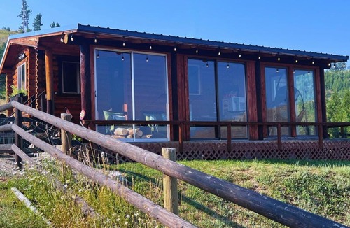 Conner House | Cozy Cabin Oxen-Le-Fields Montana