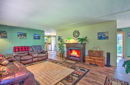 Chiloquin House | Cozy Chiloquin Retreat < 30 Mi to Crater Lake!