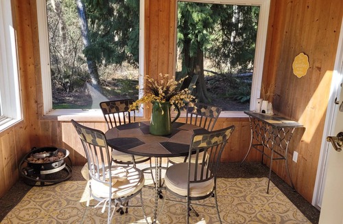 Point Roberts Cottage | Cozy Classy Country Cottage