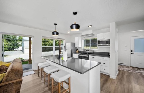 Coeur d'Alene House | Cozy Coeur d'Alene Retreat with Fire Pit Near Lake & River