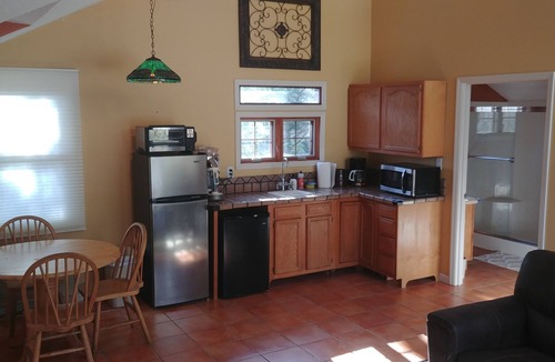 Andersonville House | Cozy Comfort on Norris Lake - Tritoon/JetSki rental available - dock for free!