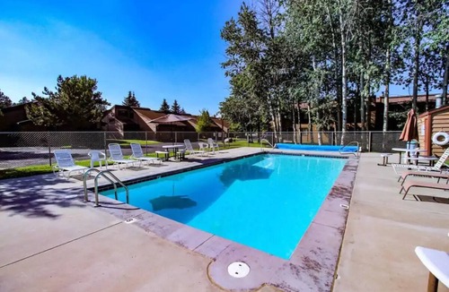 McCall Condo | Cozy Condo w/pool & gym in prime McCall location