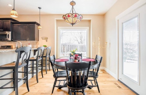 Southwest Ada County Alliance House | Cozy, Corner House In Boise