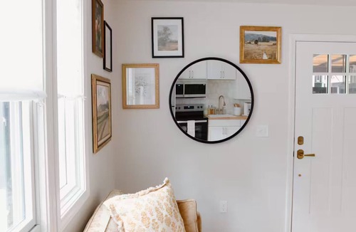 North End Cottage | Cozy Cottage in The North End Near Downtown