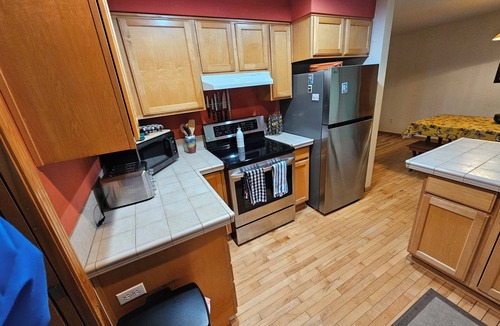 Olga Cottage | Cozy Cottage in tranquil setting w/fabulous outdoor space: pond, fire pit, BBQ,
