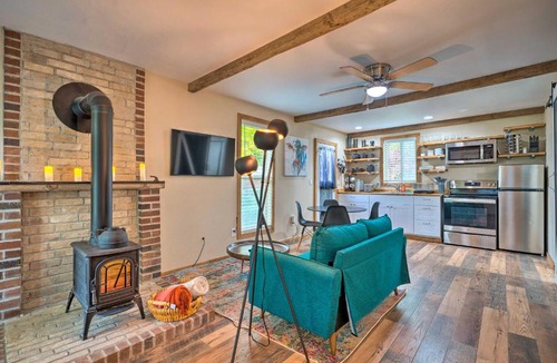 Dayton Apartment | Cozy Dayton Cottage with Yard Walk to Main Street!