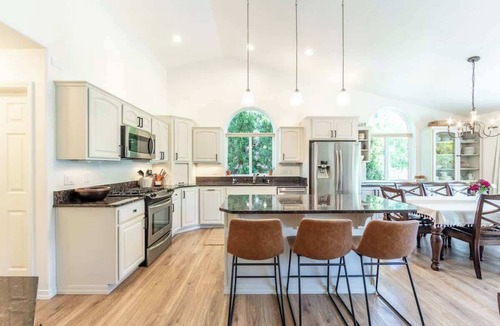 Coeur d'Alene House | Cozy Family Retreat Fire Pit, Playroom, And Games