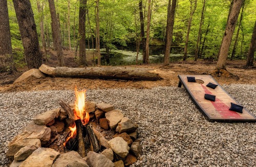Robbins Cabin | Cozy Glamping Dome PERFECT for couples near Brimstone and Big South Fork
