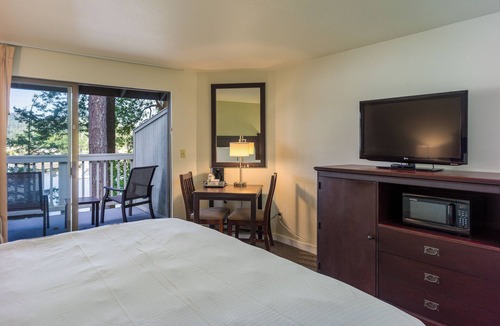 Rosario Hotel | Cozy Harborside Stay | Secluded Orcas Island Getaway- Harborside 2443