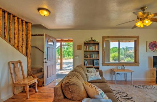 Henrieville House | Cozy Henrieville Cabin: 18 Mi to Bryce Canyon NP!