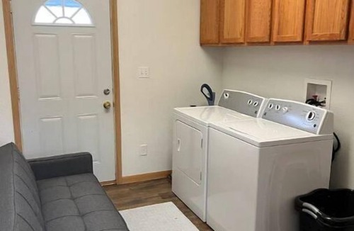Penn House | Cozy home near Devils Lake, ND (Penn)