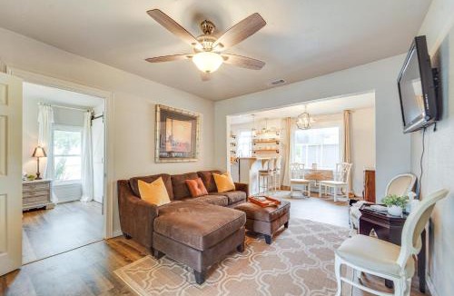 Haskell House | Cozy Home w/Spacious yard Hunters welcomed