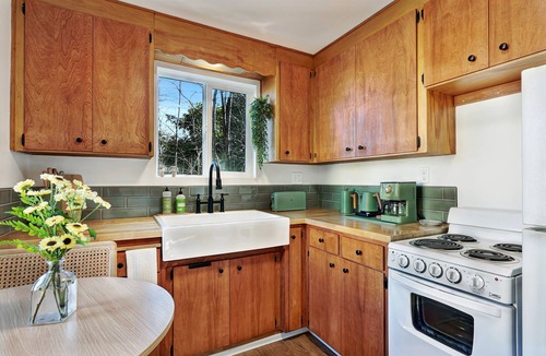 Arbor Heights House | Cozy Home with Yard - Near Ferry, Beach & Trails