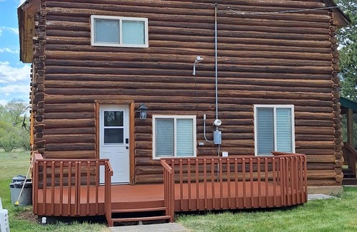 Chester Cabin | Cozy, inviting log cabin near U.S. 20 on the way to Island Park and Yellowstone