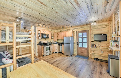 Island Park Cottage | Cozy Island Park Cabin, 20 Mi to Yellowstone!